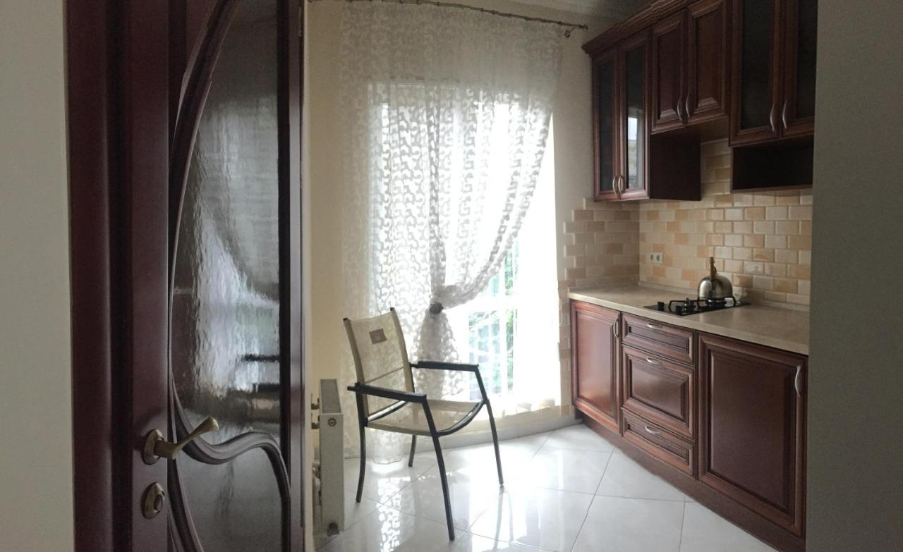 Apartmán Cozy Studio Near Greek Square Oděsa Exteriér fotografie